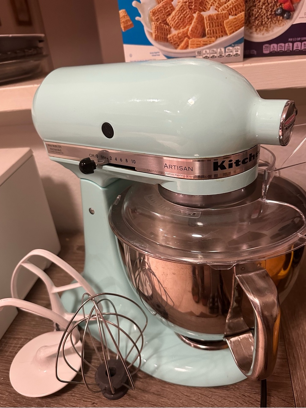 KitchenAid Stand Mixer in Light Aqua - Picture 4 of 5